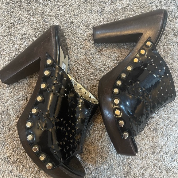 Jimmy Choo Black Patent leather peep toe Size 8 - Picture 10 of 10